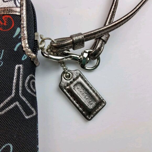 Coach Signature Poppy Cell Phone Camera Case Wristlet Wallet - Picture 4 of 5